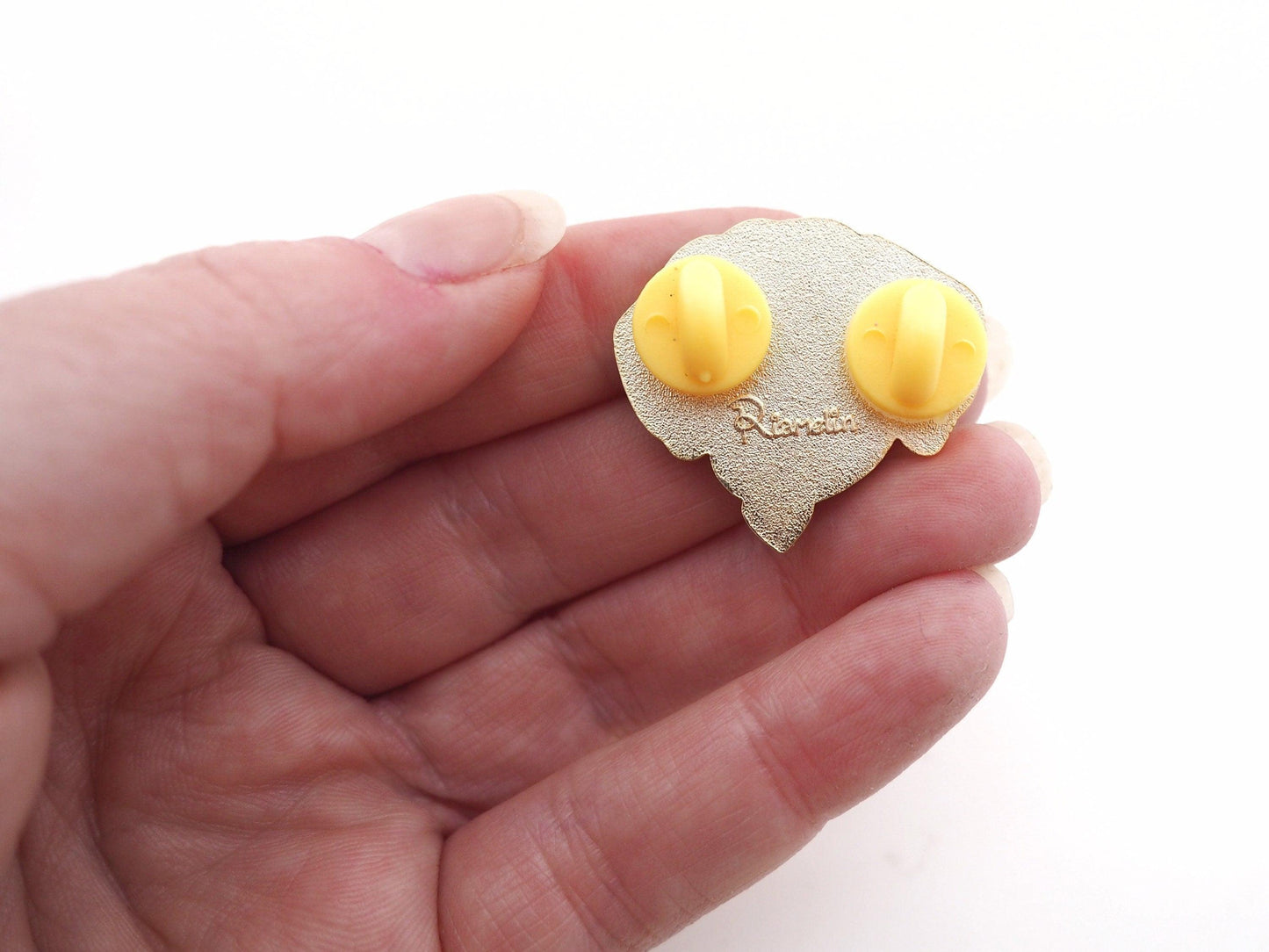 Golden Labrador Retriever enamel pin badge. Dog lover small gift.