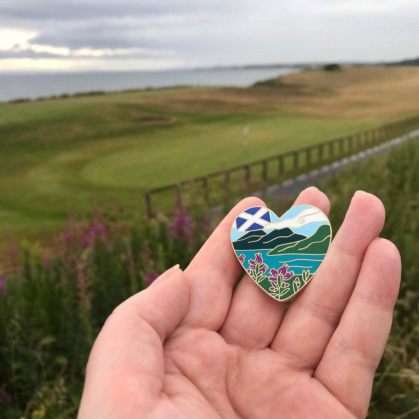 Scotland Lover Enamel Pin Scottish Heart Shaped Badge