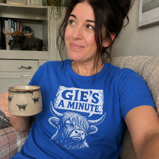 “Gie’s A Minute.” Standard Fit T-Shirt