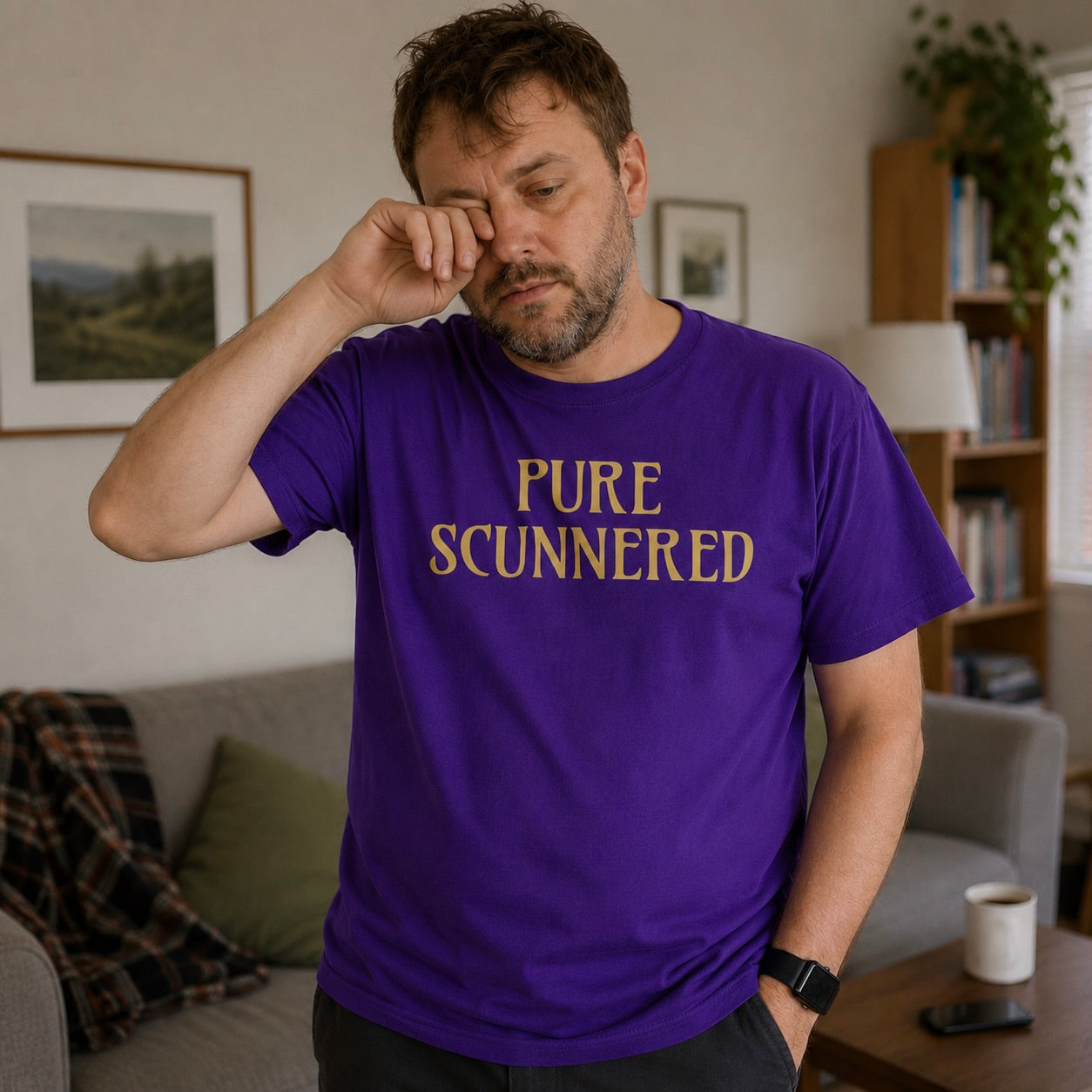 “Pure Scunnered“ Standard Fit T-Shirt