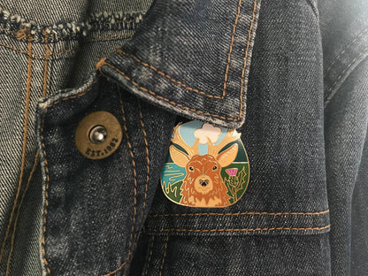 Stag Lover Gift Set, Red Deer Enamel Pin with Scottish Thistles, Postcard and Sticker from Scotland
